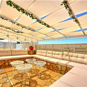 5 bedroom villa with pool & seaview, Perithia, sleeps 10